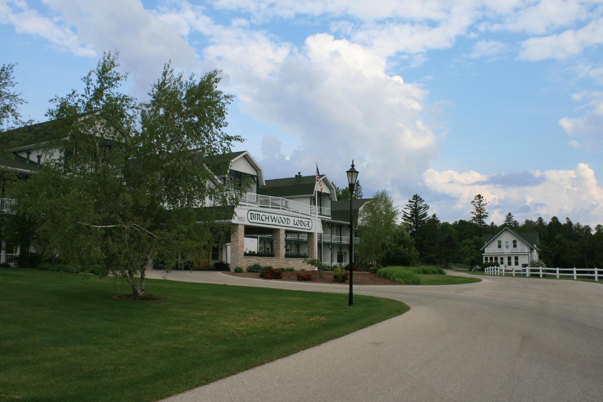 סיסטר ביי Birchwood Lodge מראה חיצוני תמונה
